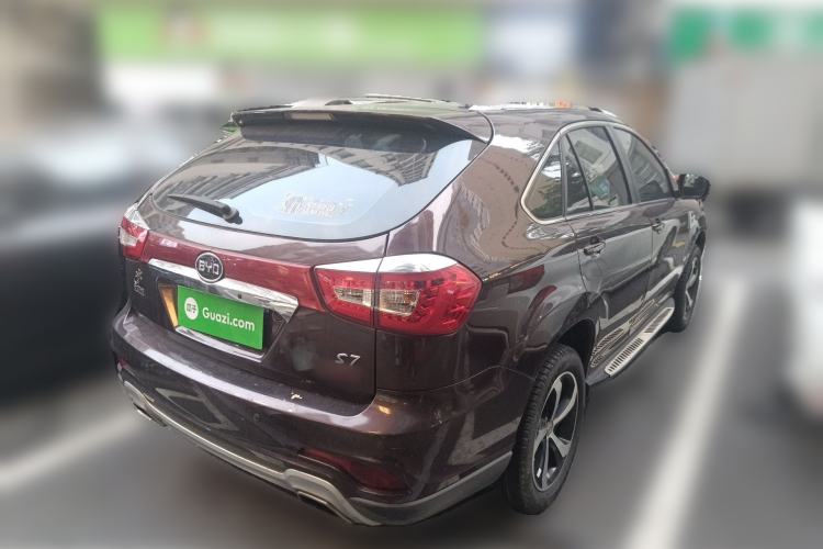 Used BYD S7 2015 2.0T Automatic Prestige Model

