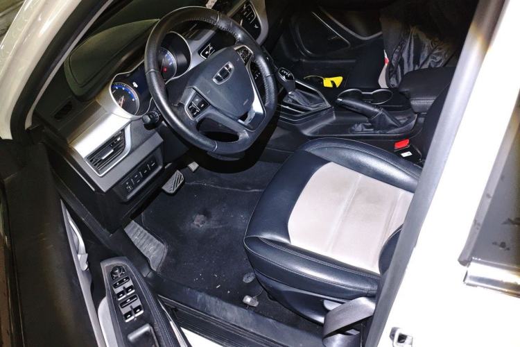 Used Geely Auto Vision 2020 Revised Version 1.5L CVT Asian Games Edition Driver Seat