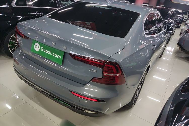 Used Volvo S60 2024 B4 Zhiyi Luxury Edition Rear Right 45 Deg