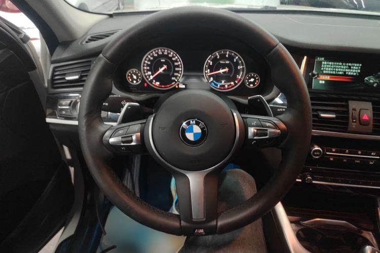 Used BMW X4 2016 xDrive20i M Sport Edition Steering Wheel