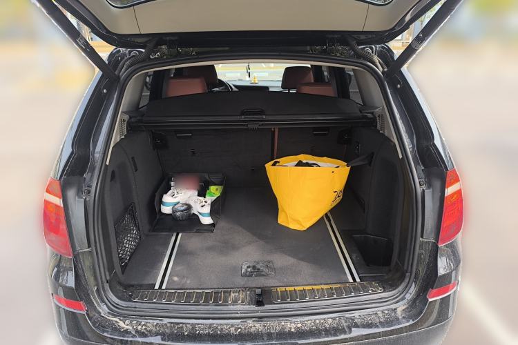 Used BMW X3 2013 Facelifted xDrive20i Luxury Edition Trunk