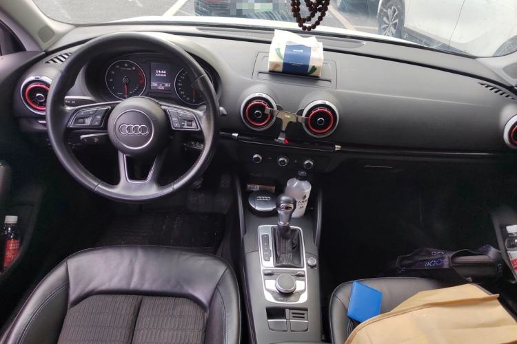 Used Audi A3 2020 Limousine 35 TFSI Fashion Edition China VI Emission Standard
