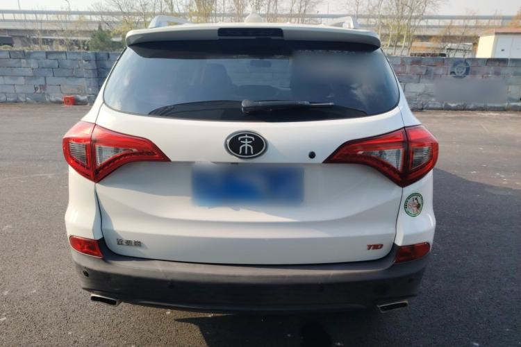 Used BYD Song 2018 1.5TID Automatic Smart Connect Prestige Model
