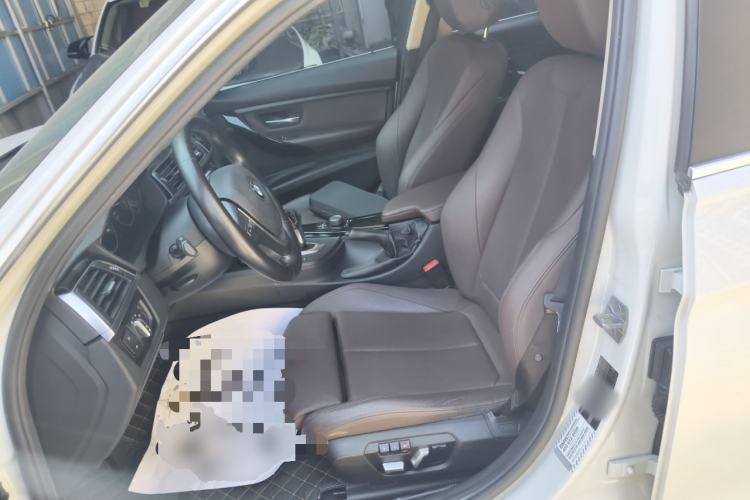 Used BMW 3 Series 2018 320Li Fashion Model Left Front Seat