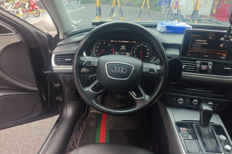 Used Audi A6L 2018 30th Anniversary Edition 35 TFSI Fashion Model
