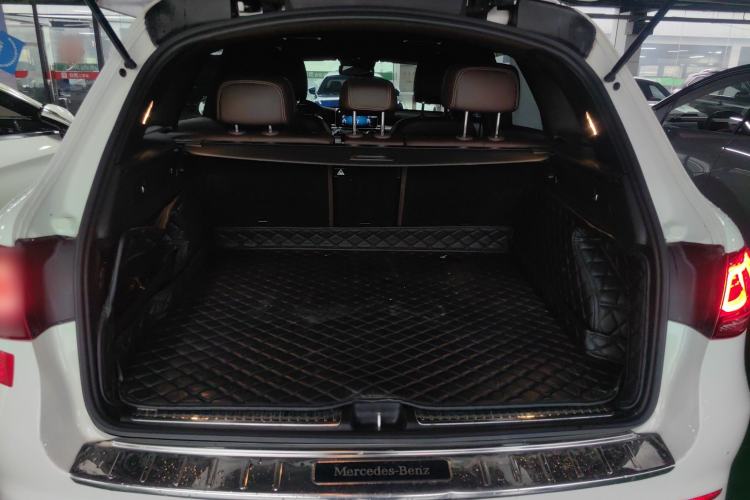 Used Mercedes-Benz GLC 2021 GLC 300 L 4MATIC Dynamic Model Trunk