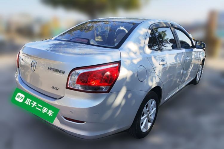 Used Baojun 630 2014 1.5L automatic comfort version
