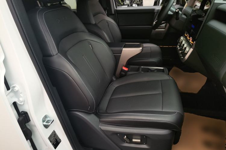 Used iCAR V23 2026 Model 550 Two-Wheel Drive Super Sports Edition Right Front Seat