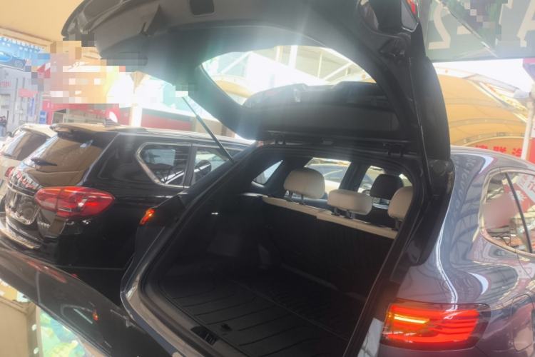 Used Geely Galaxy Xingjian 7 EM-i 2025 120km Launch+ Version
