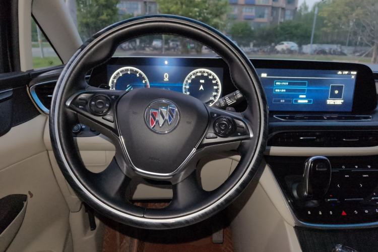 Used Buick GL8 2021 ES Landtrek 653T Comfort Edition Steering Wheel