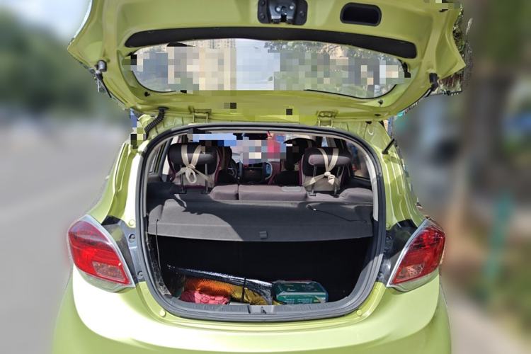 Used CHANGAN Benni 2015 1.4L IMT Prestige Model China V Standard Trunk