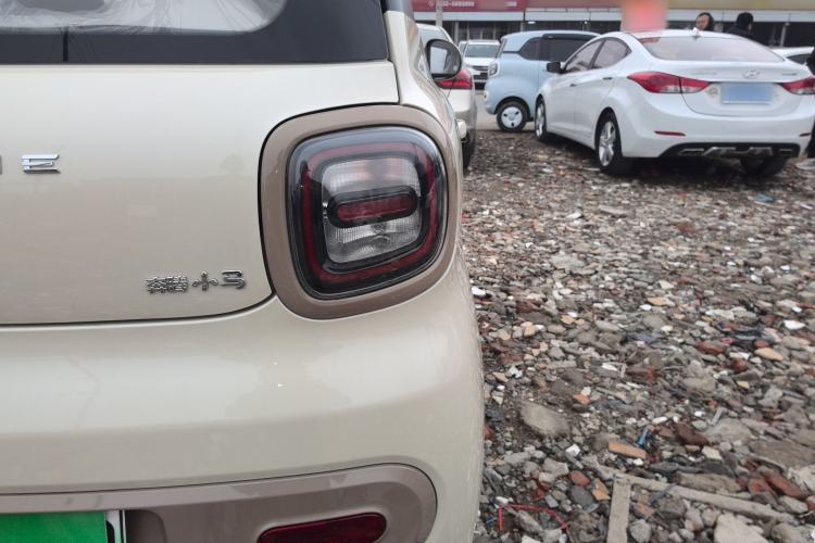 Used Bestune Pony 2026 222km Colorful Horse
