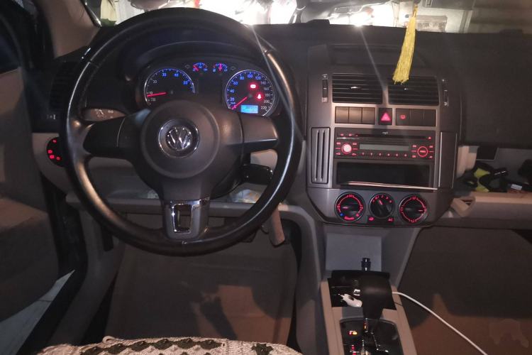Used Volkswagen Polo 2011 Jingqu 1.6L Automatic Siku Edition
