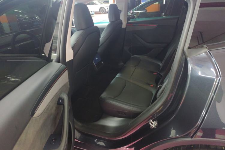 Used Tesla Model Y 2025 Long-Range All-Wheel Drive First Edition
