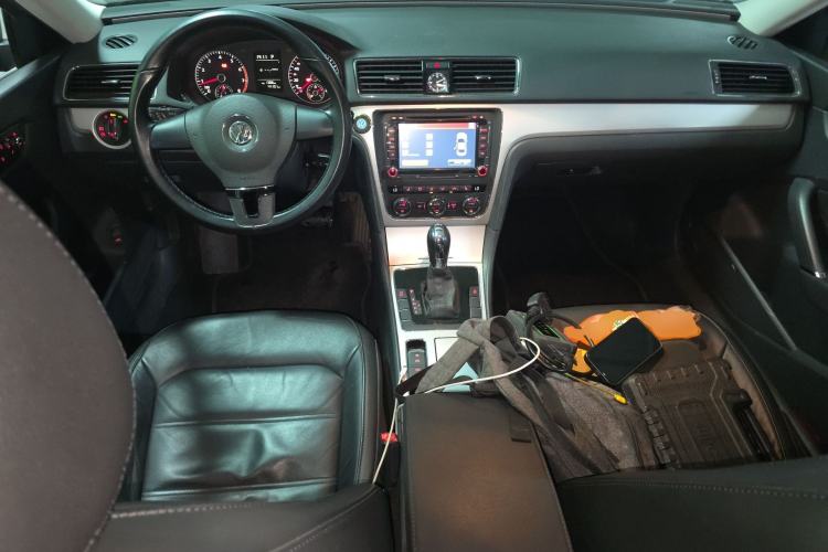 Used Volkswagen Passat 2014 1.8TSI DSG Prestige Edition Center Console