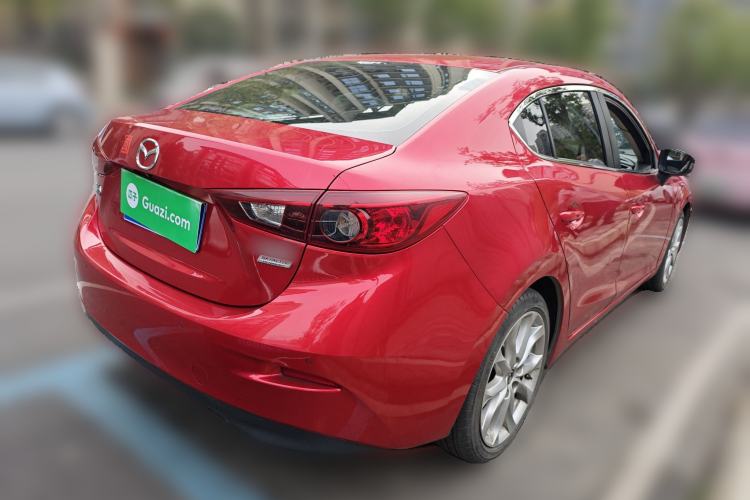 Used Mazda Mazda 3 Axela 2014 Sedan 2.0L Automatic Sport Model
