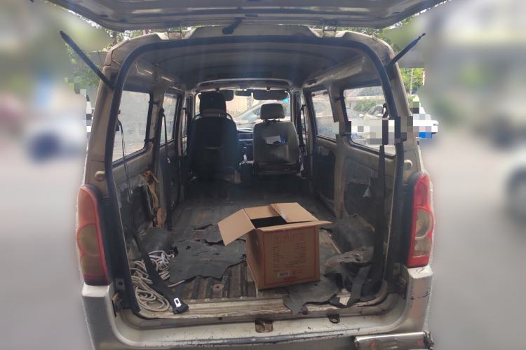 Used Wuling Rongguang 2011 1.2L Base Version Trunk