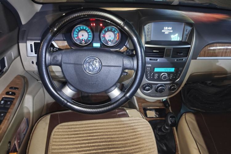 Used Buick Excelle 2015 1.5L Manual Classic Trim