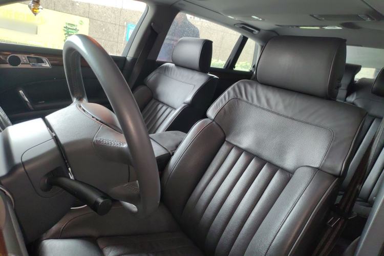 Used Volkswagen Phaeton 2012 3.0L Business Edition Left Front Seat