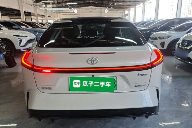 Used Toyota bZ5 2025 Model 550 JOY