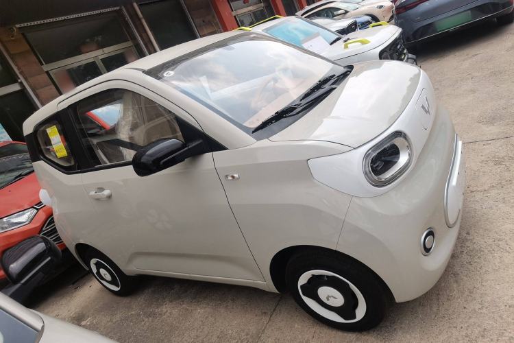 Used Wuling Hongguang MINIEV 2024 3rd Generation 215km Youth Edition