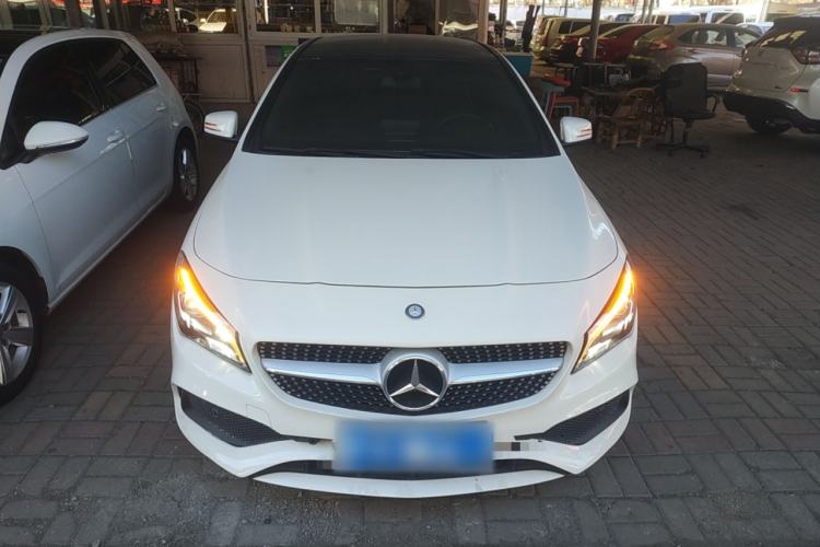 Used Mercedes-Benz CLA 2016 Facelifted CLA 200 Stylish Edition
