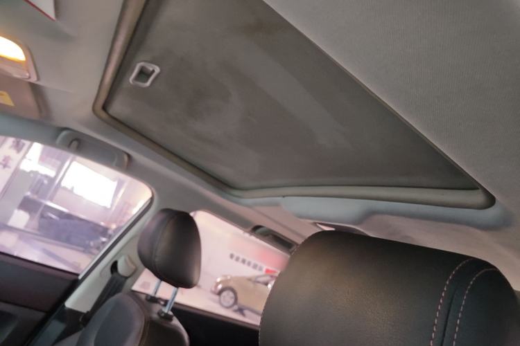 Used CHANGAN CS35 2016 1.6L Automatic Luxury Model China V Standard Headliner