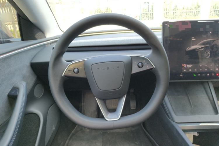 Used Tesla Model 3 2023 Long-Range All-Wheel-Drive Version
