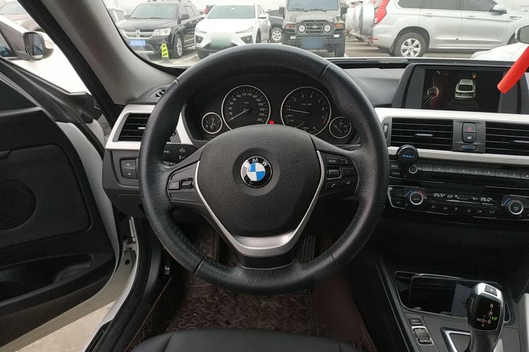 Used BMW 3 Series GT 2017 320i Sport Edition