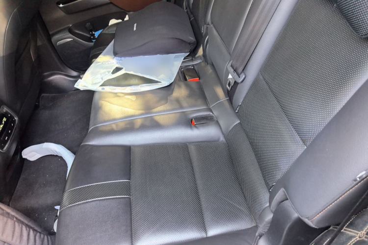 Used GAC Trumpchi GS8 2017 320T Two-Wheel Drive Luxury Edition (7 Seats)