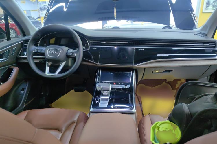 Used Audi Q7 2022 55 TFSI quattro S line Sport model