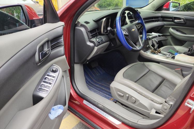 Used Chevrolet Malibu 2013 2.0L Automatic Luxury Edition Driver Seat