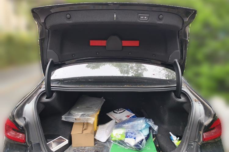 Used BMW 5 Series 2022 530Li Luxury Edition M Sport Package Trunk