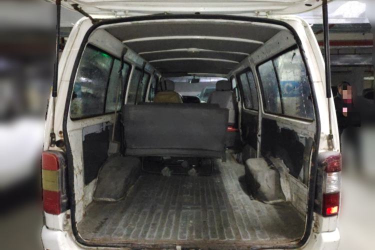 Used Jinbei Hiace 2016 2.0L Express Series Standard Version V19
