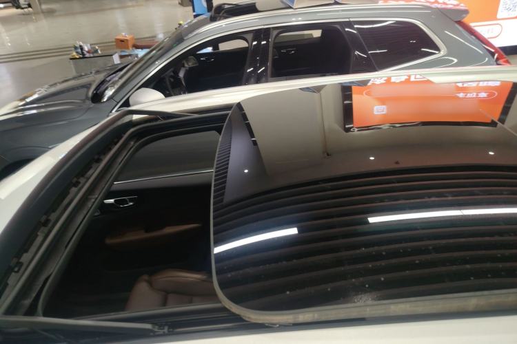 Used Volvo XC60 New Energy 2024 T8 Plug-in Hybrid Long-Range All-Wheel Drive Smart Luxury Edition Roof