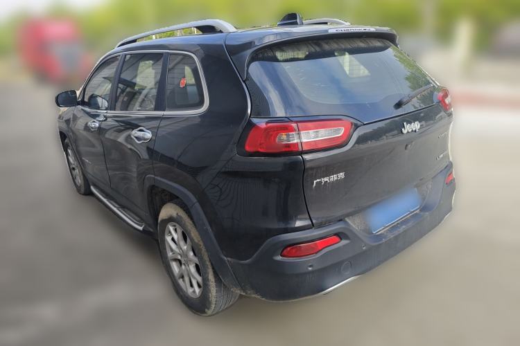 Used Jeep Cherokee 2017 2.0L Superior Edition
