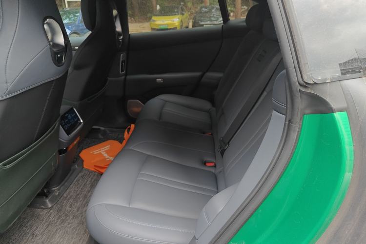 Used Xiaomi Auto YU7 2025 Ultra-Long Range Rear-Wheel Drive Version Left Rear Seat