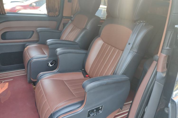 Used Mercedes-Benz Vito 2016 2.0T Business Edition Left Rear Seat