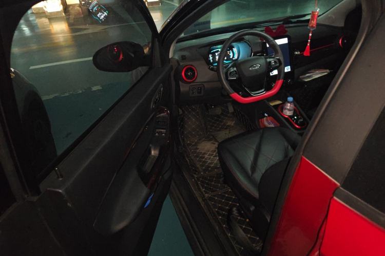 Used Chery QQ Little Ant 2022 Revised Version Sweet Pink Edition Half-Sugar Version Lithium Iron Phosphate 30.7 kWh 30 kW 301 km Driver Seat