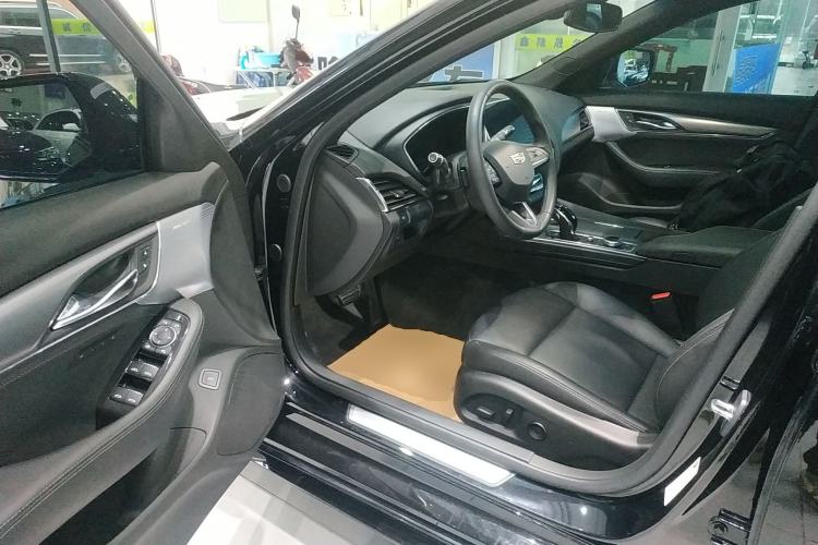 Used Cadillac CT5 2023 28T Prestige Model
