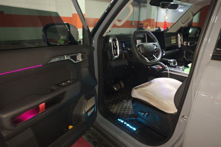 Used JETOUR Traveler 2023 2.0T All-Wheel-Drive CrossPRO