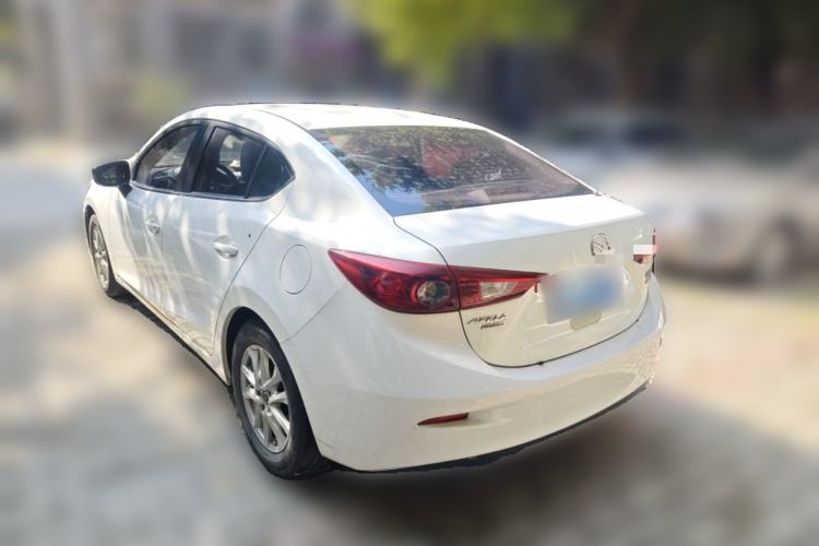 Used Mazda Mazda 3 Axela 2016 Sedan 1.5L Automatic Comfort Model
