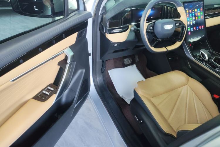 Used Geely Auto FX11 2023 1.5TD DCT Prestige Edition