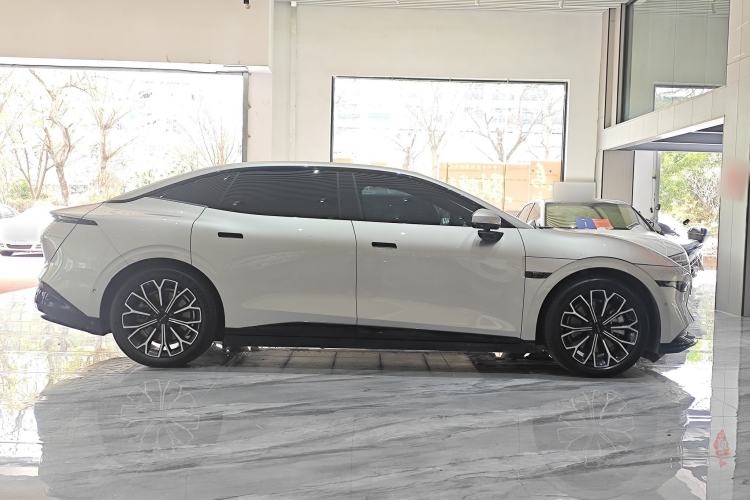 Used Zeekr 007 2024 Rear-Drive Enhanced Version 75 kWh
