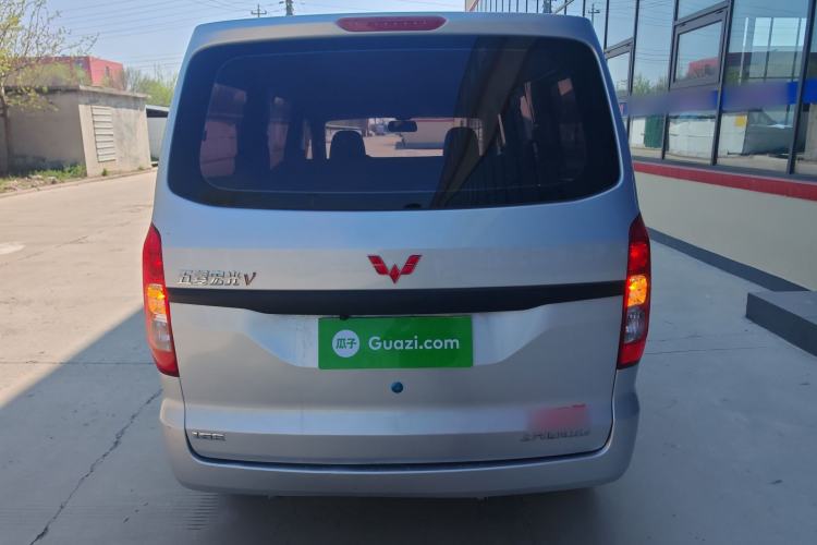 Used Wuling Hongguang V 2022 1.5L Jingqu Edition Electric-Assist LAR Rear