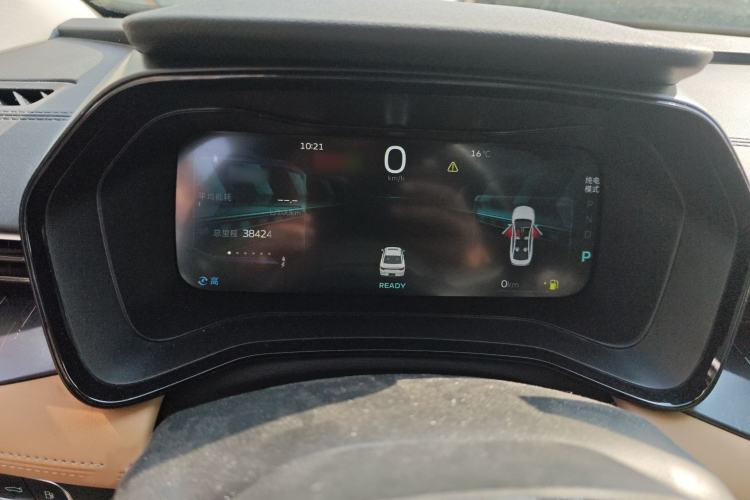 Used Geely Auto Emgrand L HiP 2024 Champion Edition 1.5TD-DHT Pro 100KM Excellence Model
