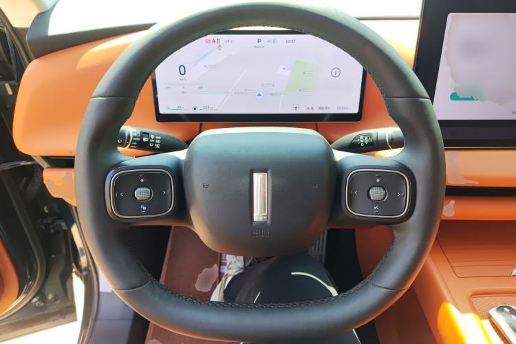 Used Wey Lanshan 2025 Four-Wheel Drive Max Steering Wheel