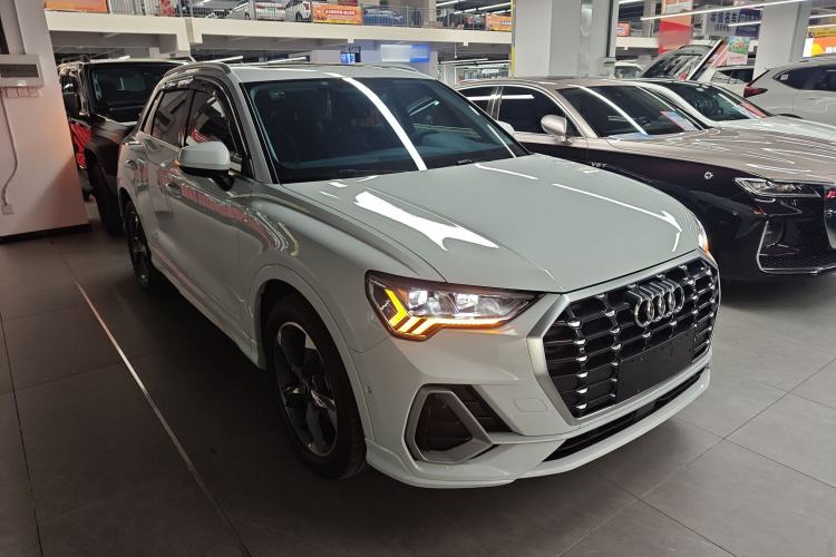 Used Audi Q3 2023 35 TFSI Fashion Dynamic Model (1.5T)
