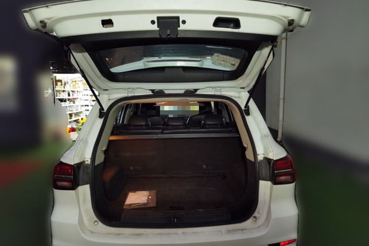 Used Roewe RX5 New Energy 2017 ERX5 EV400 Electric Internet Luxury Edition Trunk