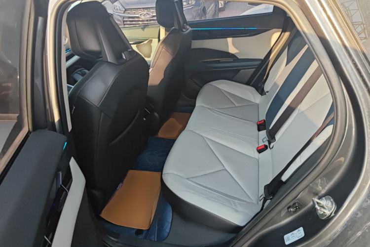 Used Changan UNI-V iDD 2023 Zhidian iDD 1.5T 113km Smart & Fun Version (Rapid Edition)
